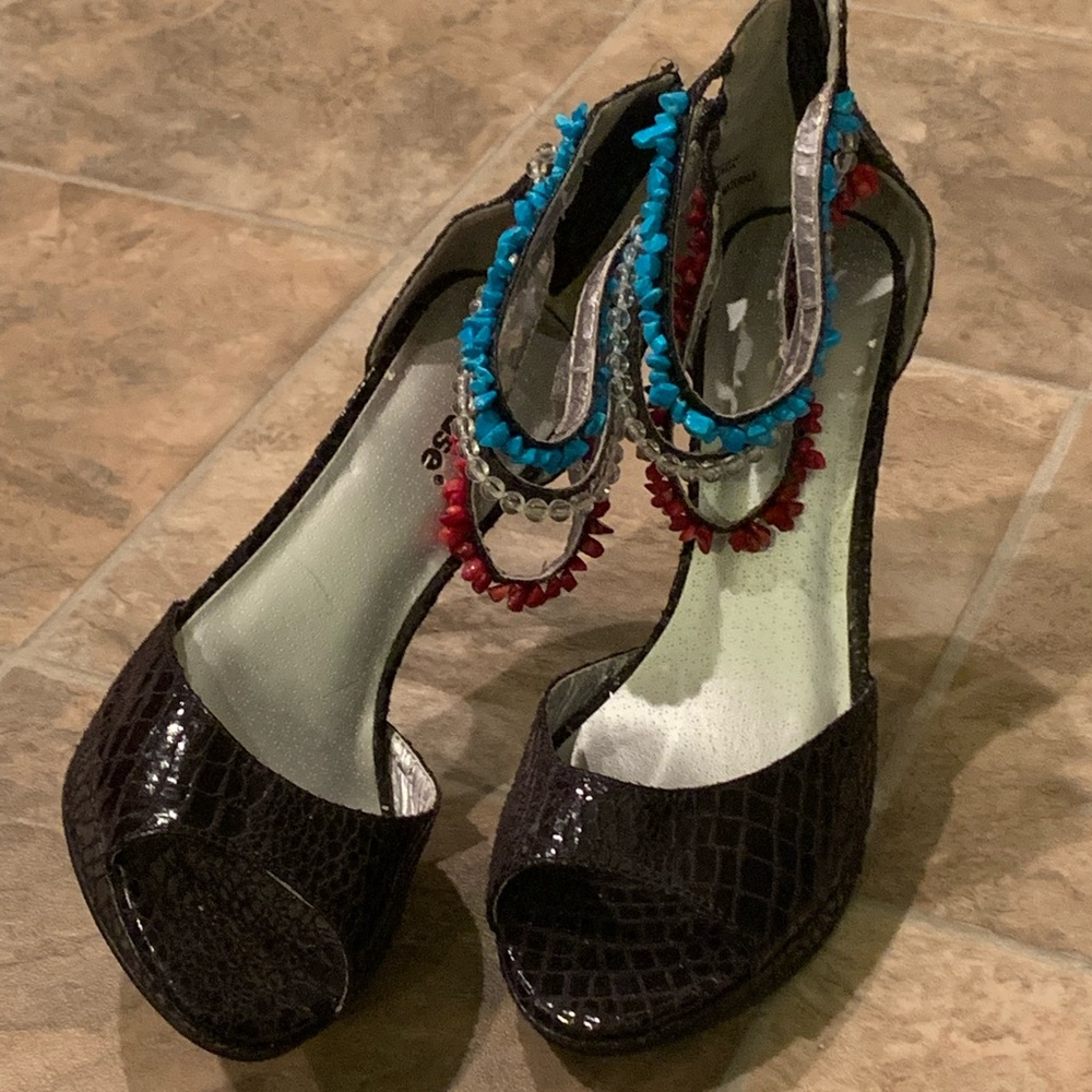 Dollhouse, unique black heels, size 9